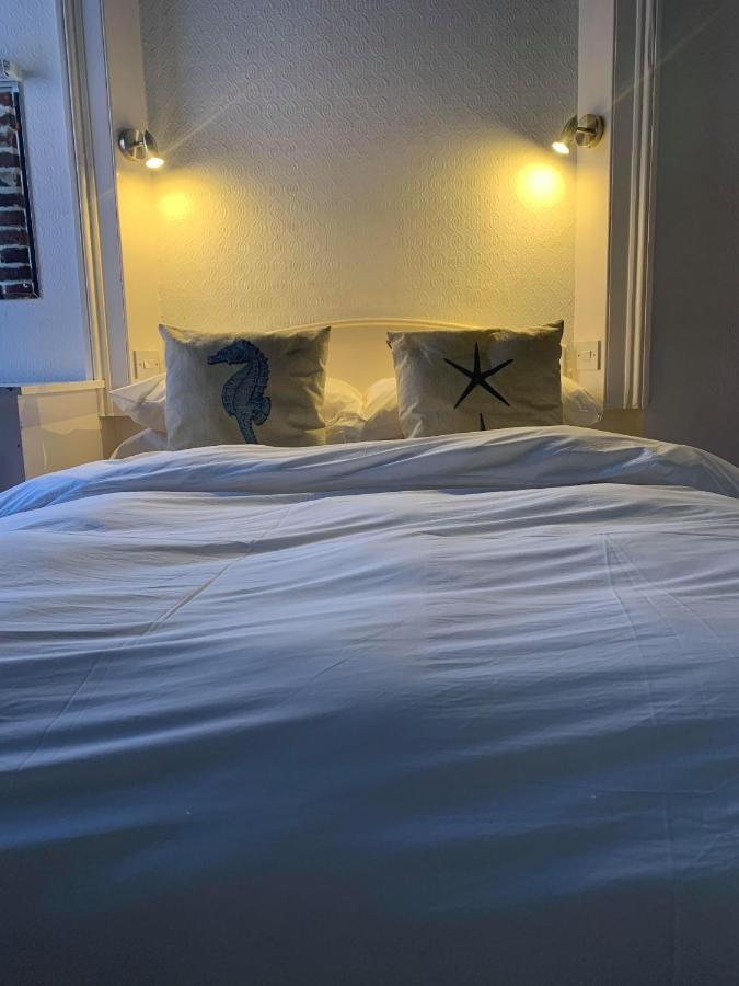 Ye Olde White Harte Hotel Burnham-on-Crouch Экстерьер фото